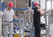 成套高壓反應釜設備生產(chǎn)裝配示意圖